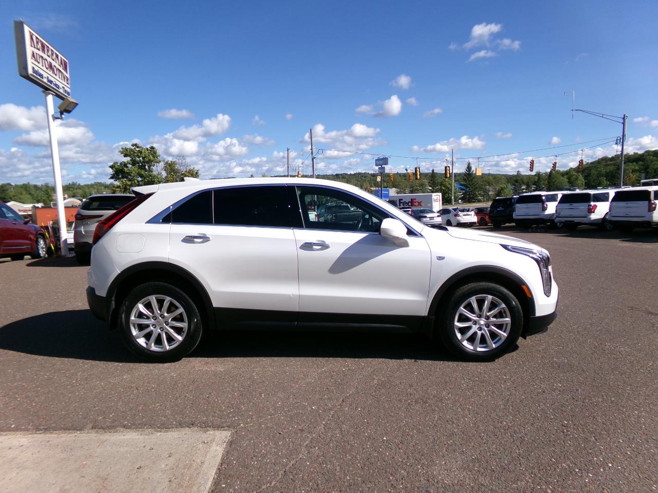 Cadillac XT4 AWD 4dr Luxury 2023