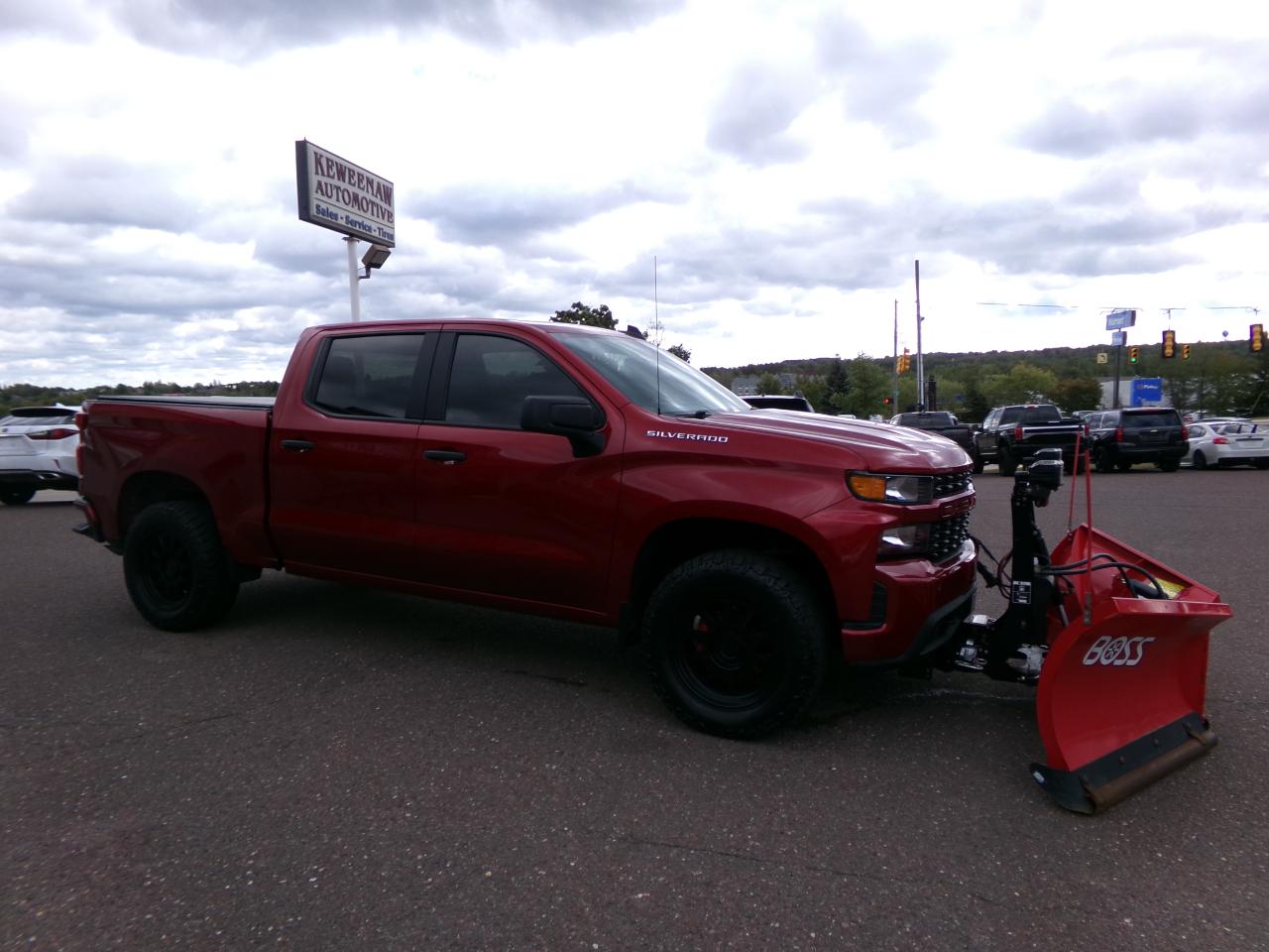 Chevrolet Silverado 1500 LTD 4WD Crew Cab 147" Custom 2022