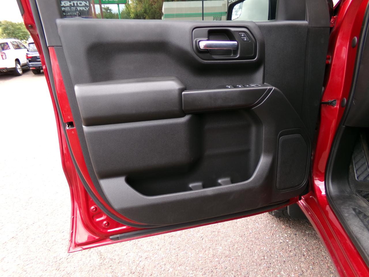 Chevrolet Silverado 1500 LTD 4WD Crew Cab 147" Custom 2022