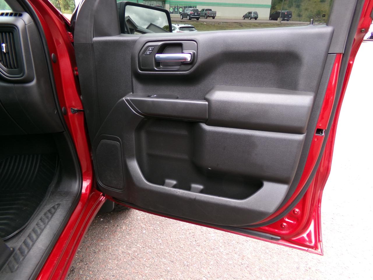 Chevrolet Silverado 1500 LTD 4WD Crew Cab 147" Custom 2022