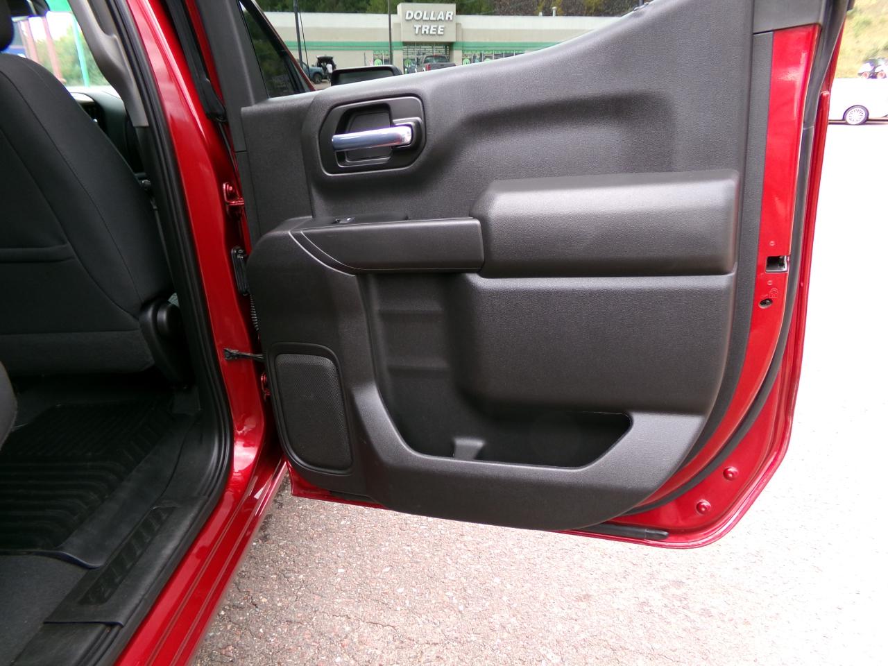 Chevrolet Silverado 1500 LTD 4WD Crew Cab 147" Custom 2022