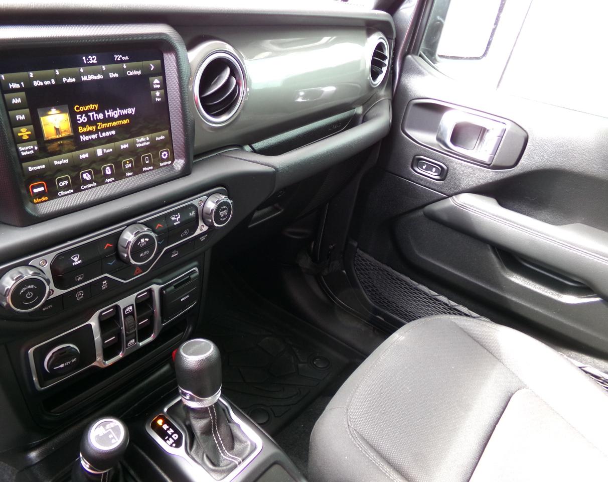 Jeep Gladiator Overland 4x4 *Ltd Avail* 2023