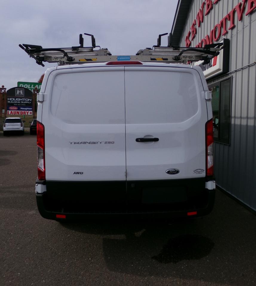 Ford Transit Cargo Van T-250 148" Low Rf 9070 GVWR AWD 2022