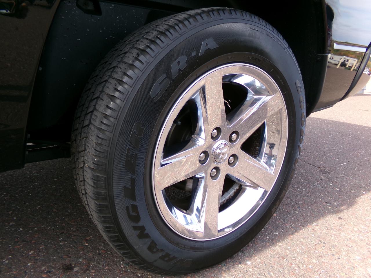 RAM 1500 4WD Crew Cab 140.5" Express 2016