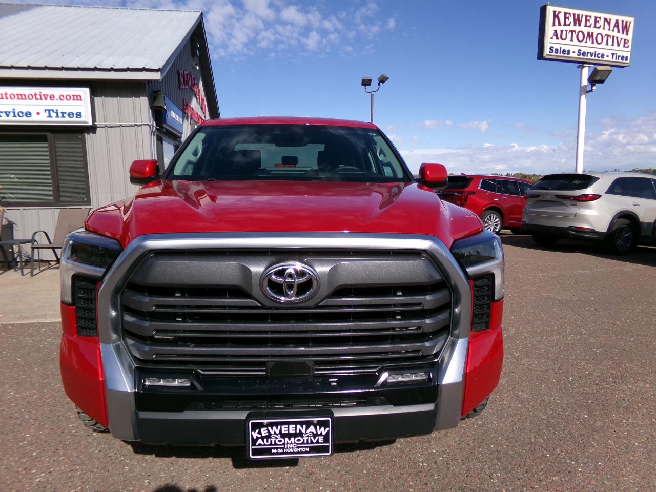 Toyota Tundra 4WD Limited CrewMax 5.5' Bed (Natl) 2022