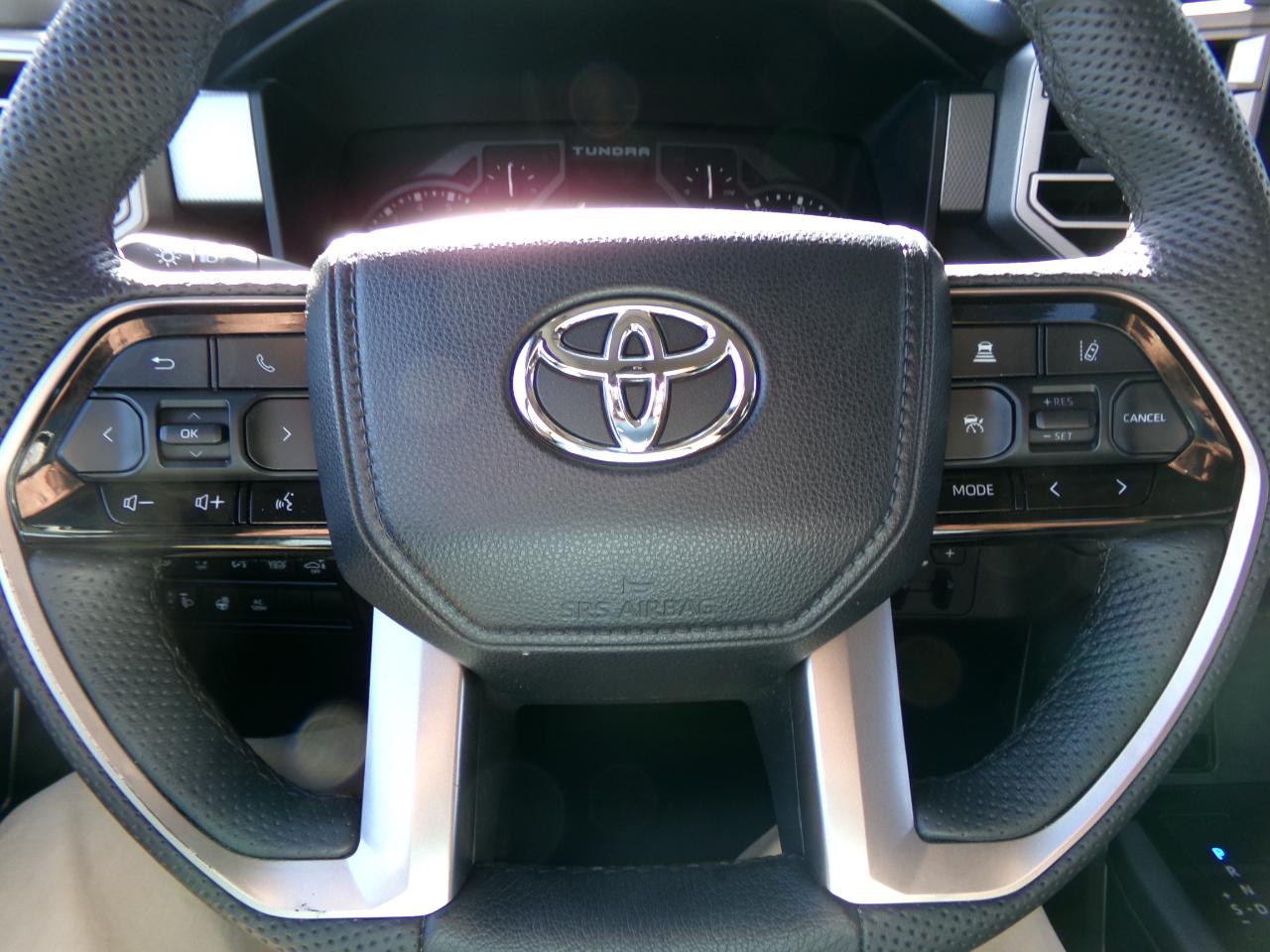Toyota Tundra 4WD Limited CrewMax 5.5' Bed (Natl) 2022