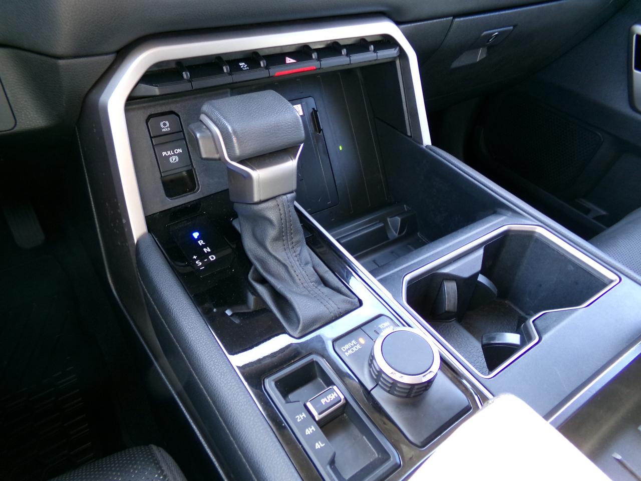 Toyota Tundra 4WD Limited CrewMax 5.5' Bed (Natl) 2022