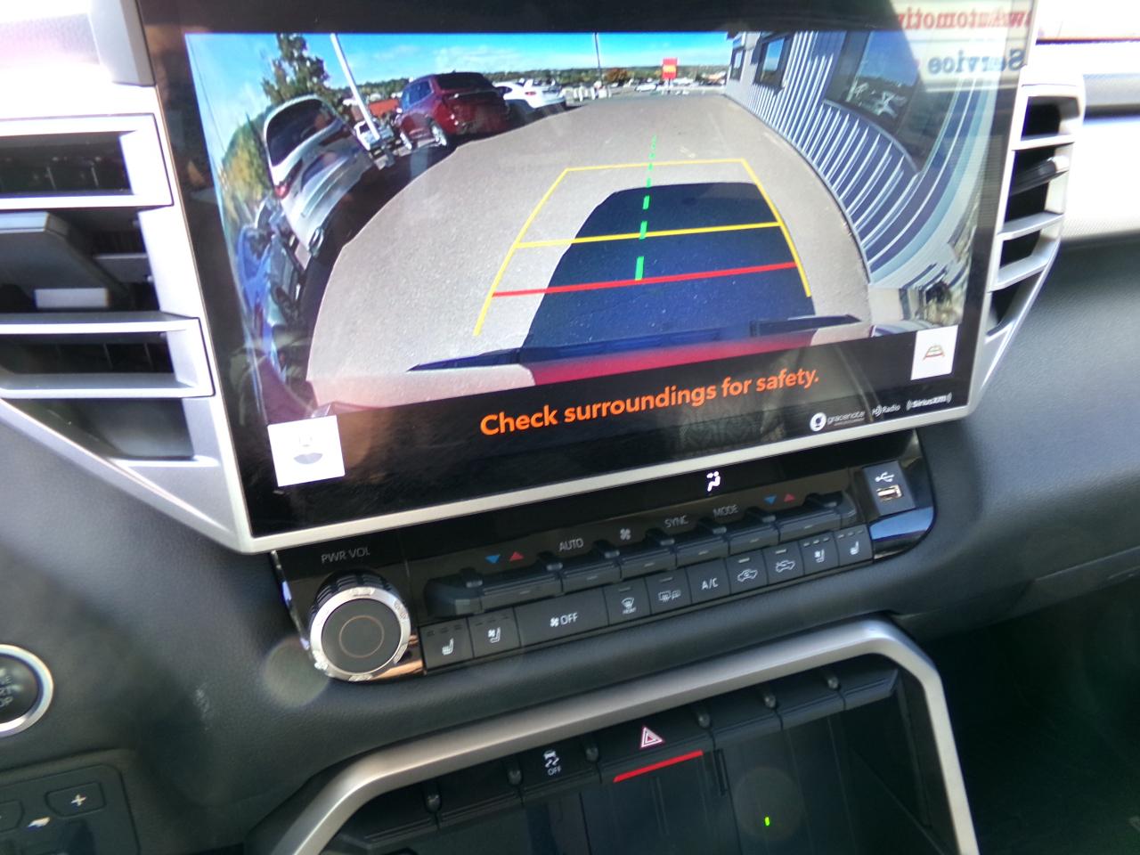 Toyota Tundra 4WD Limited CrewMax 5.5' Bed (Natl) 2022
