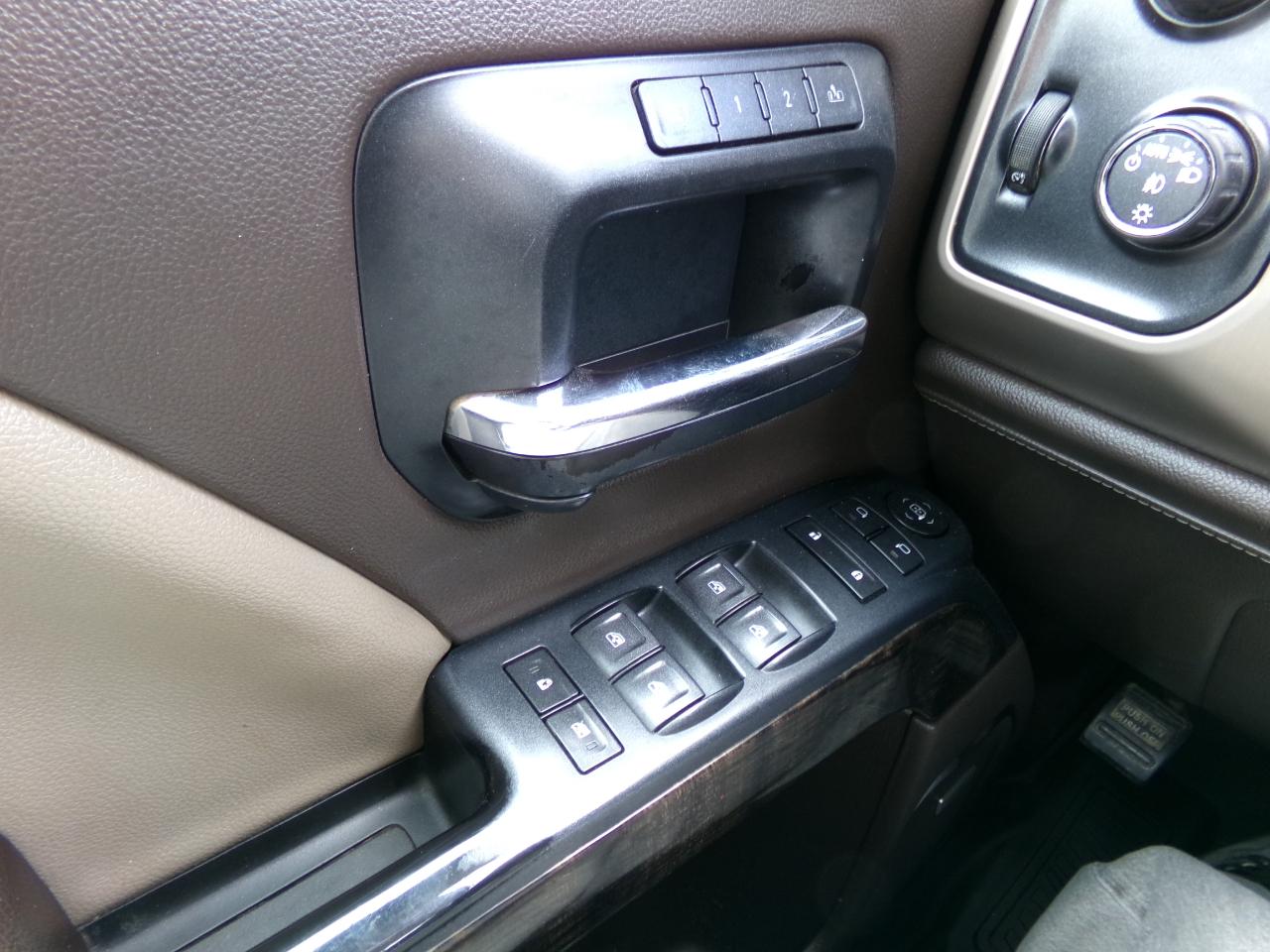 GMC Sierra 2500HD 4WD Crew Cab 153.7" Denali 2015