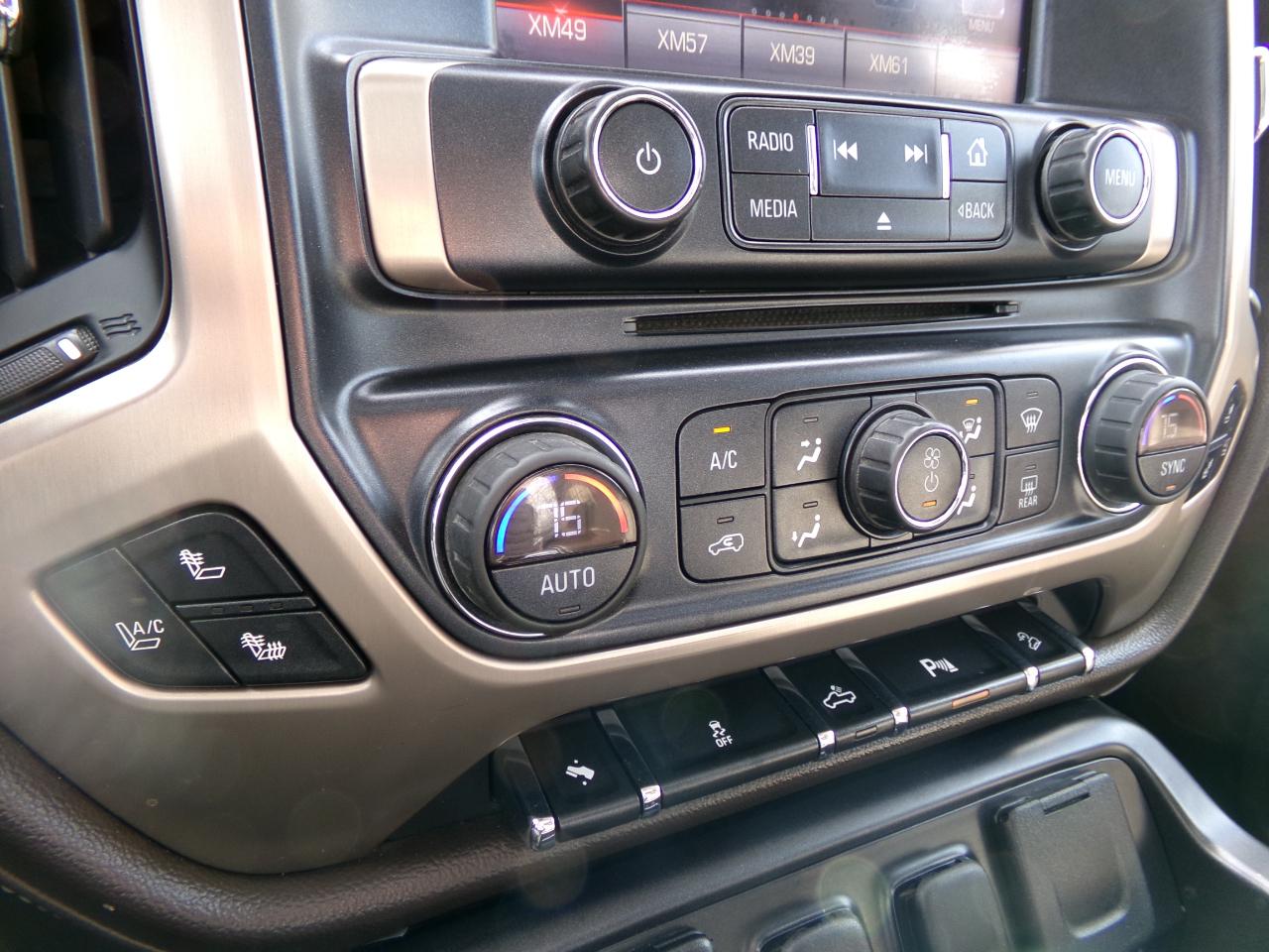 GMC Sierra 2500HD 4WD Crew Cab 153.7" Denali 2015