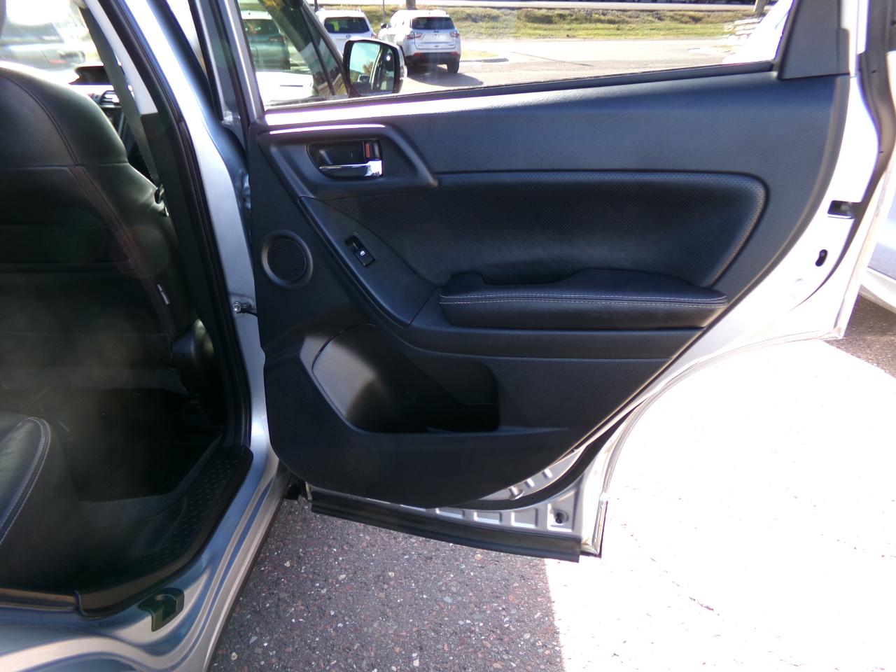 Subaru Forester 4dr Auto 2.0XT Touring 2014
