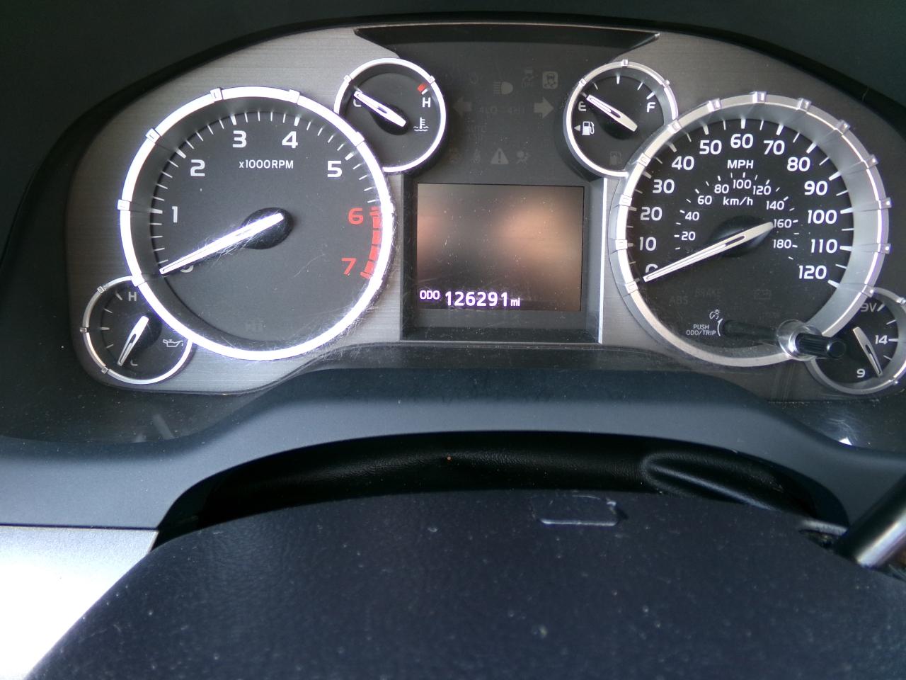 Toyota Tundra 4WD Truck Double Cab 5.7L V8 6-Spd AT SR5 (Natl) 2016