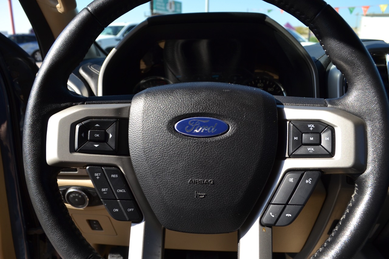 2017 Ford F-150 Lariat photo 9