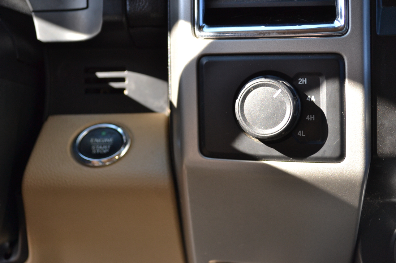 2017 Ford F-150 Lariat photo 17