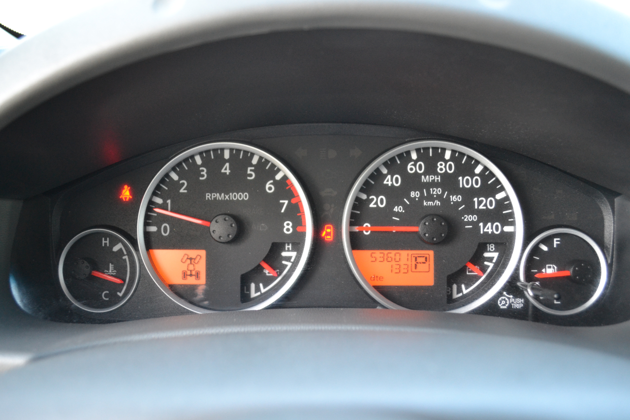 2017 Nissan Frontier PRO-4X Crew Cab photo 13