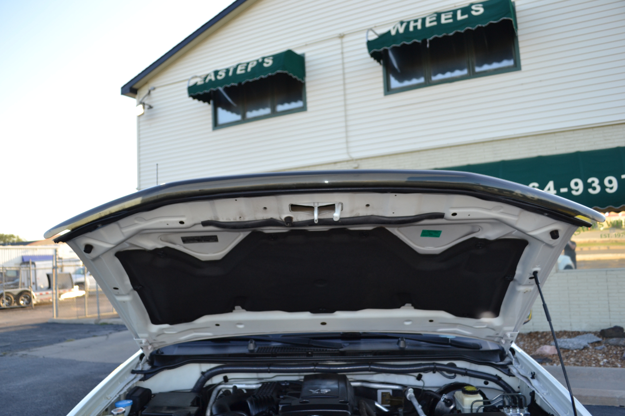 2017 Nissan Frontier PRO-4X Crew Cab photo 48