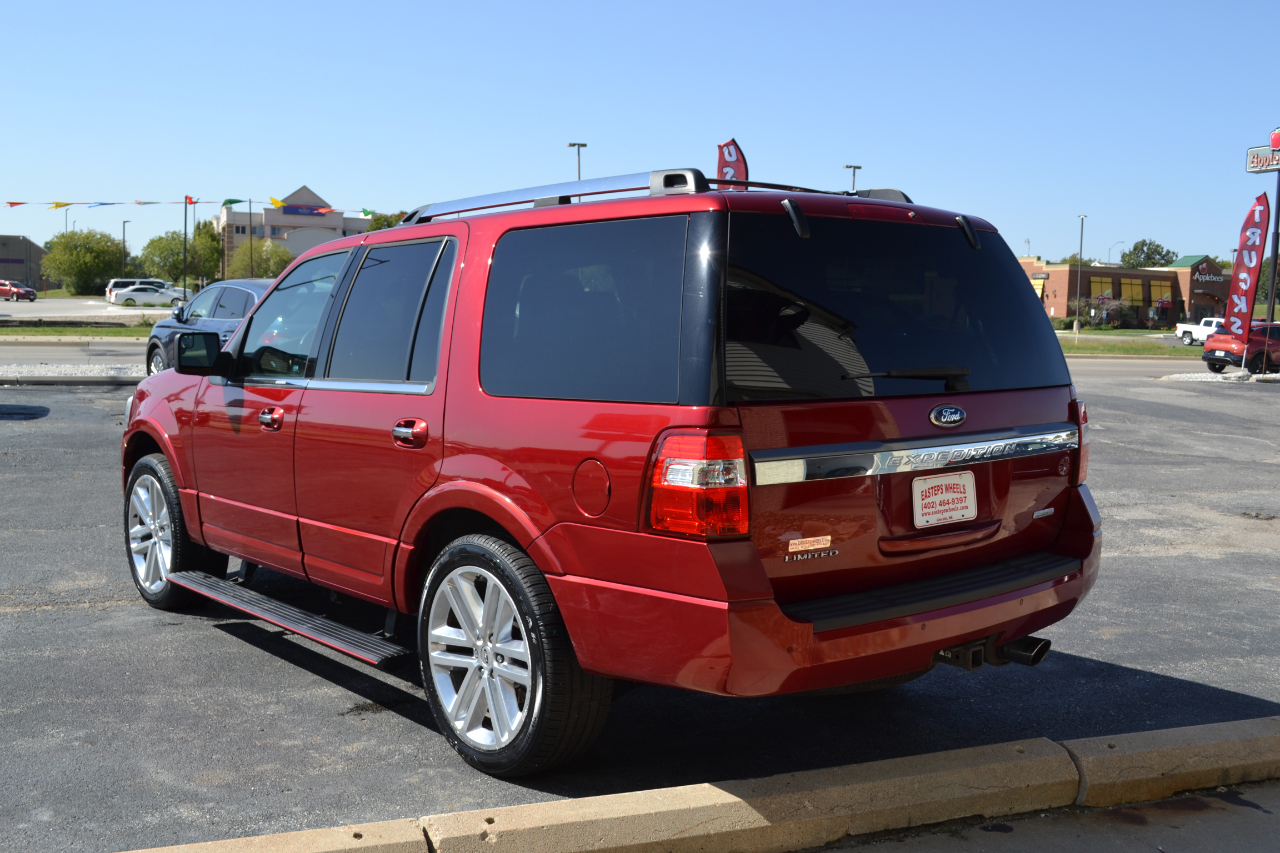 2016 Ford Expedition Limited photo 2