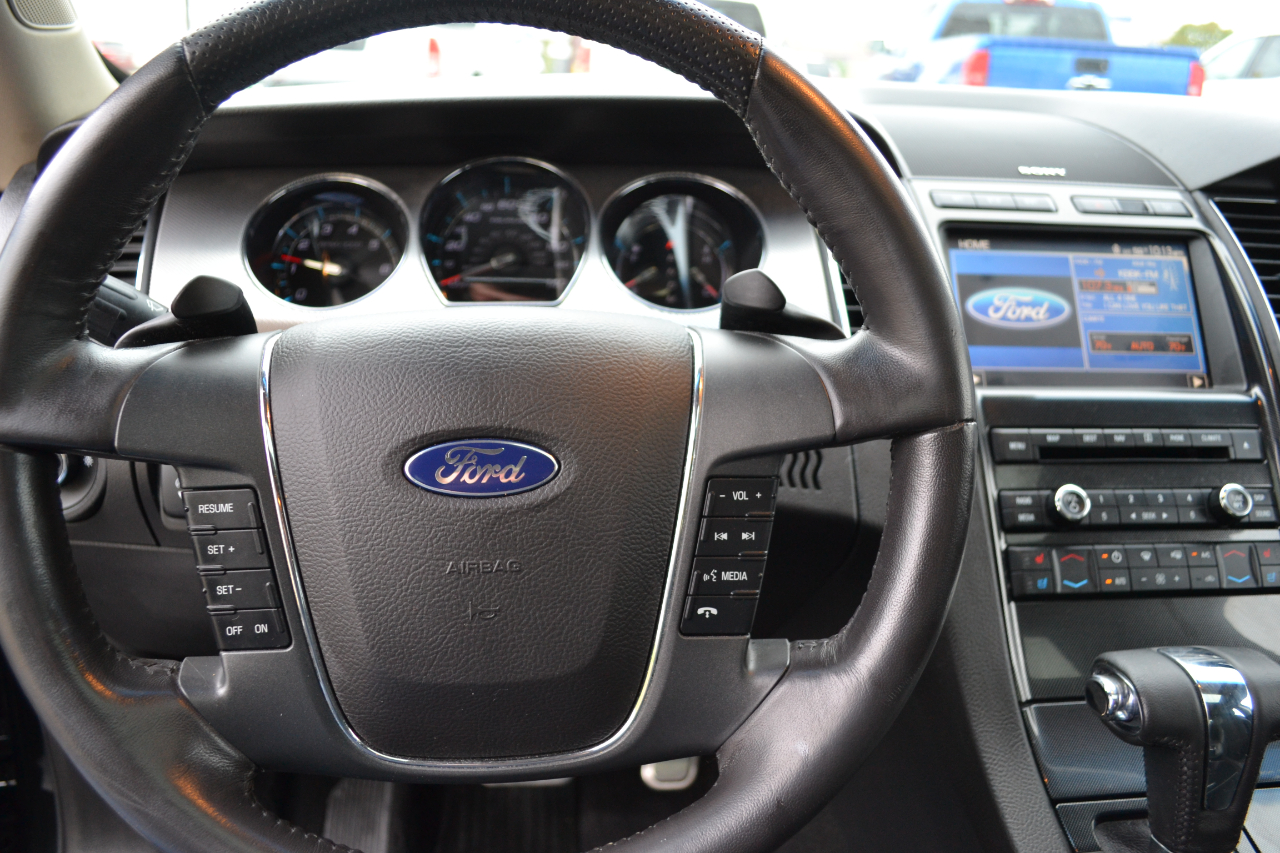 Ford Taurus SHO AWD 2011 Ford Taurus SHO AWD 2011