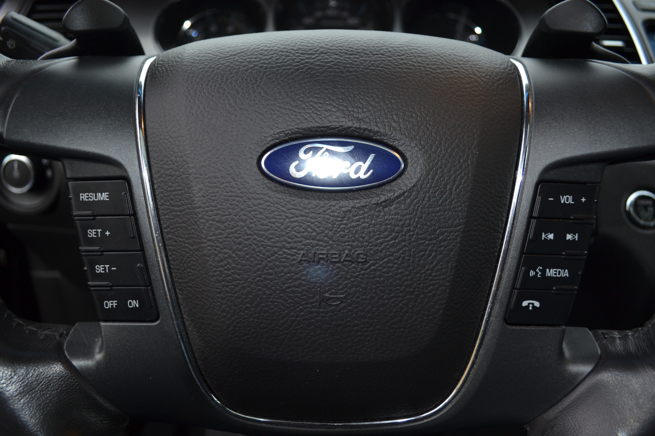 Ford Taurus SHO AWD 2011 Ford Taurus SHO AWD 2011