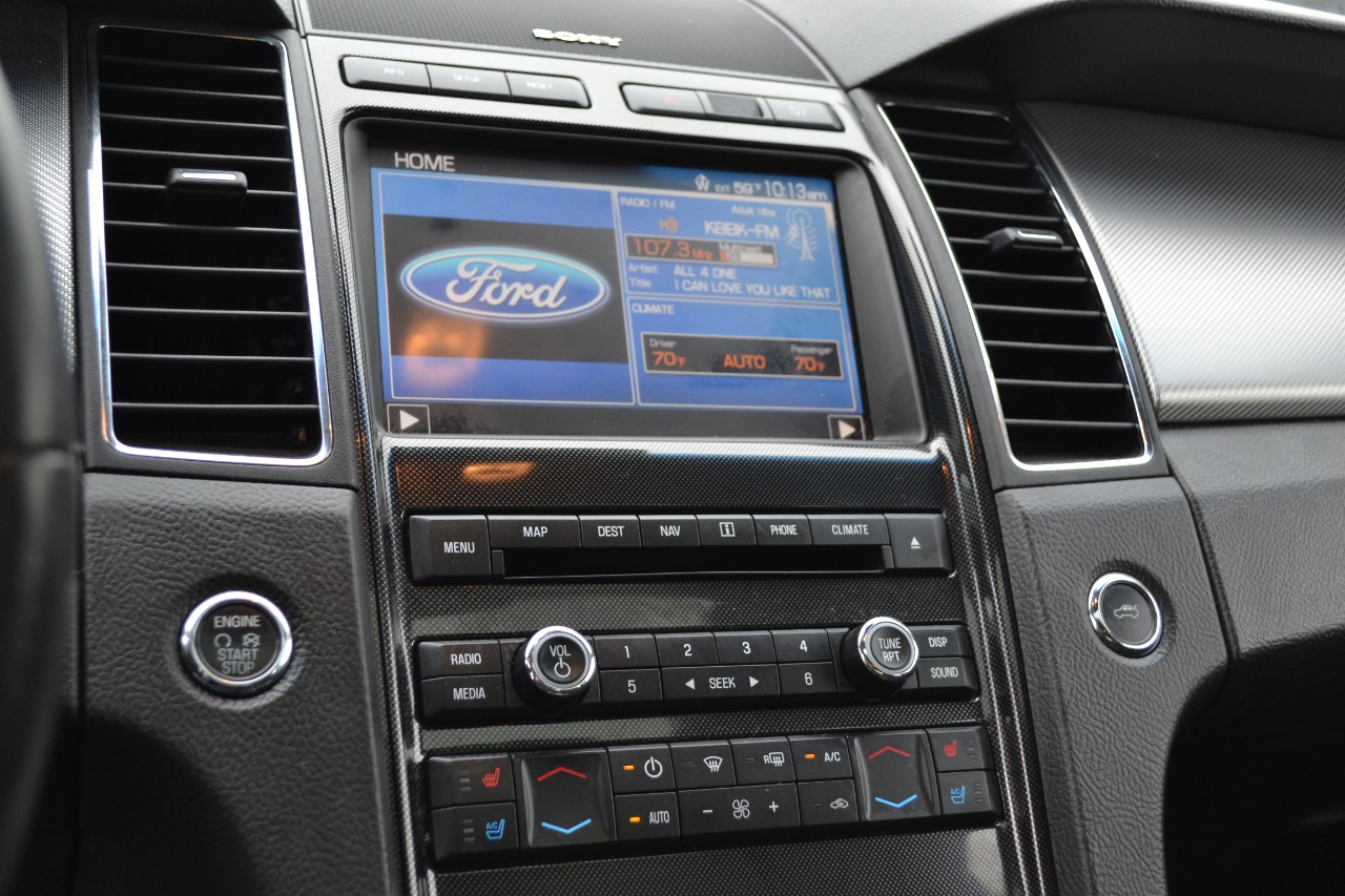 Ford Taurus SHO AWD 2011 Ford Taurus SHO AWD 2011
