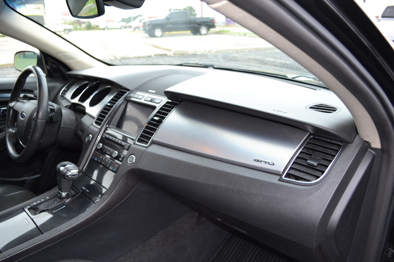 Ford Taurus SHO AWD 2011 Ford Taurus SHO AWD 2011