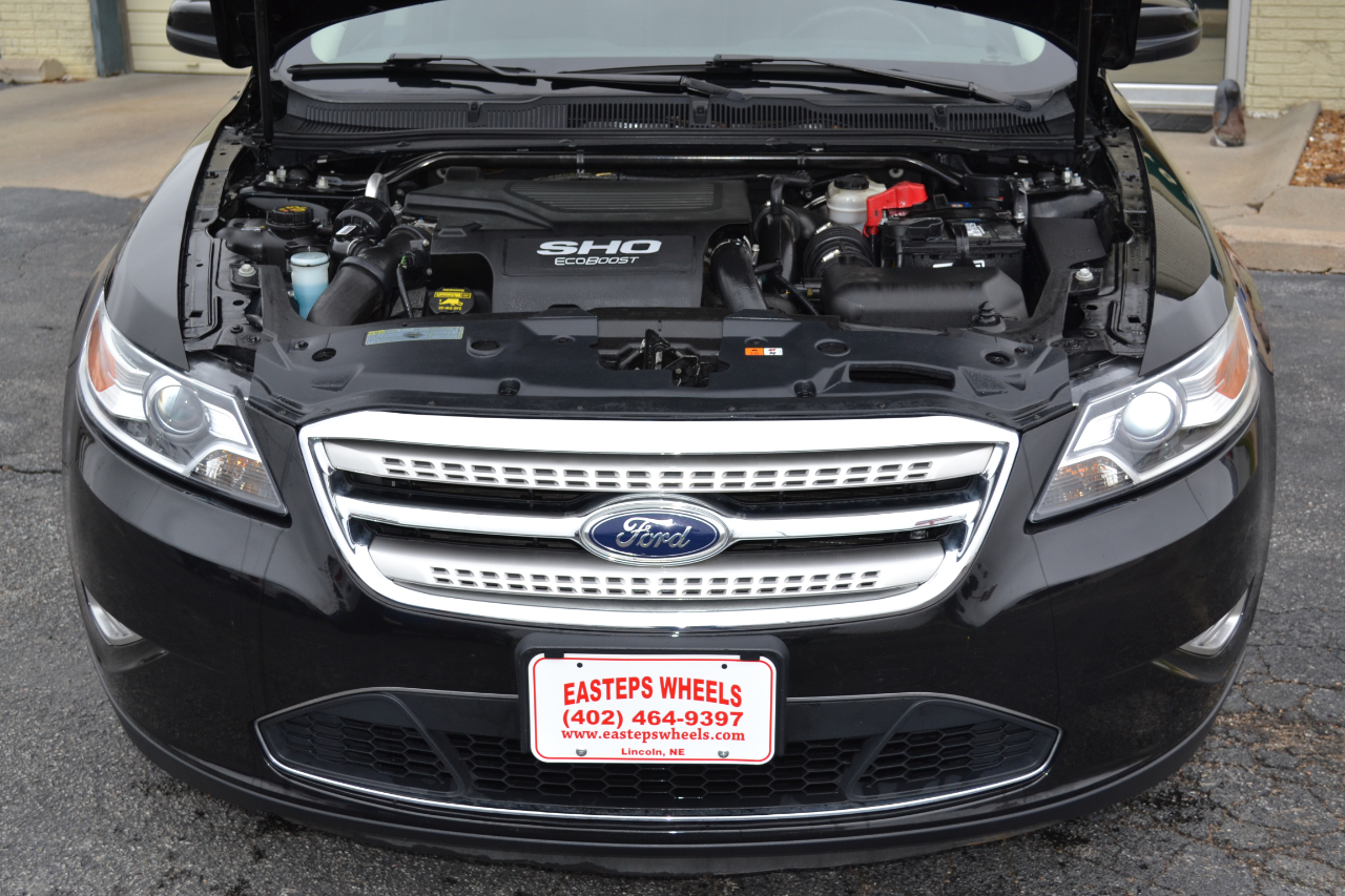 Ford Taurus SHO AWD 2011 Ford Taurus SHO AWD 2011