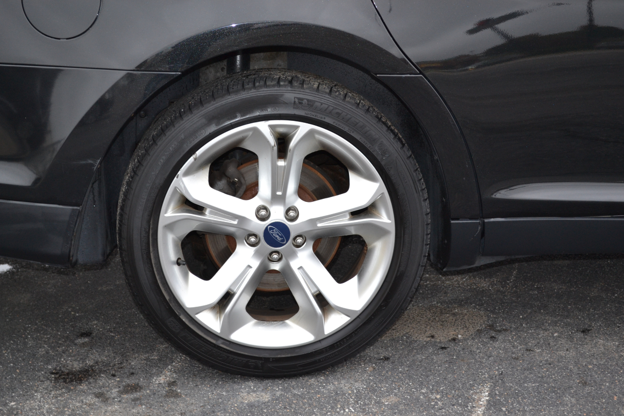 Ford Taurus SHO AWD 2011 Ford Taurus SHO AWD 2011