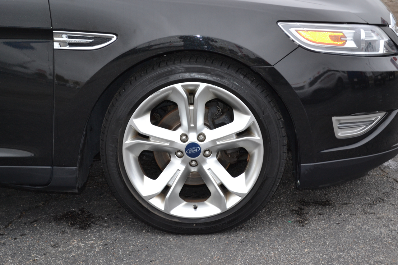 Ford Taurus SHO AWD 2011 Ford Taurus SHO AWD 2011