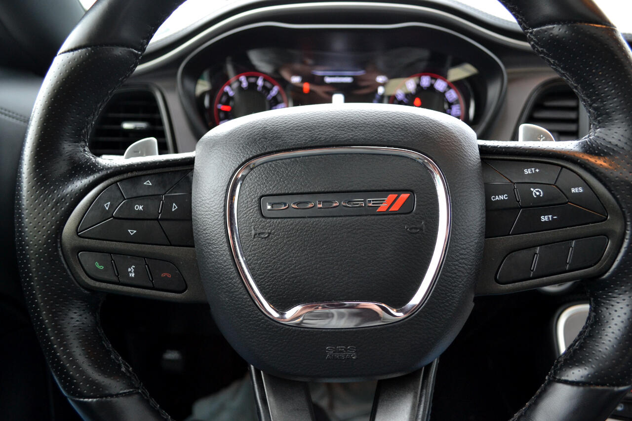 Dodge Challenger GT AWD 2021