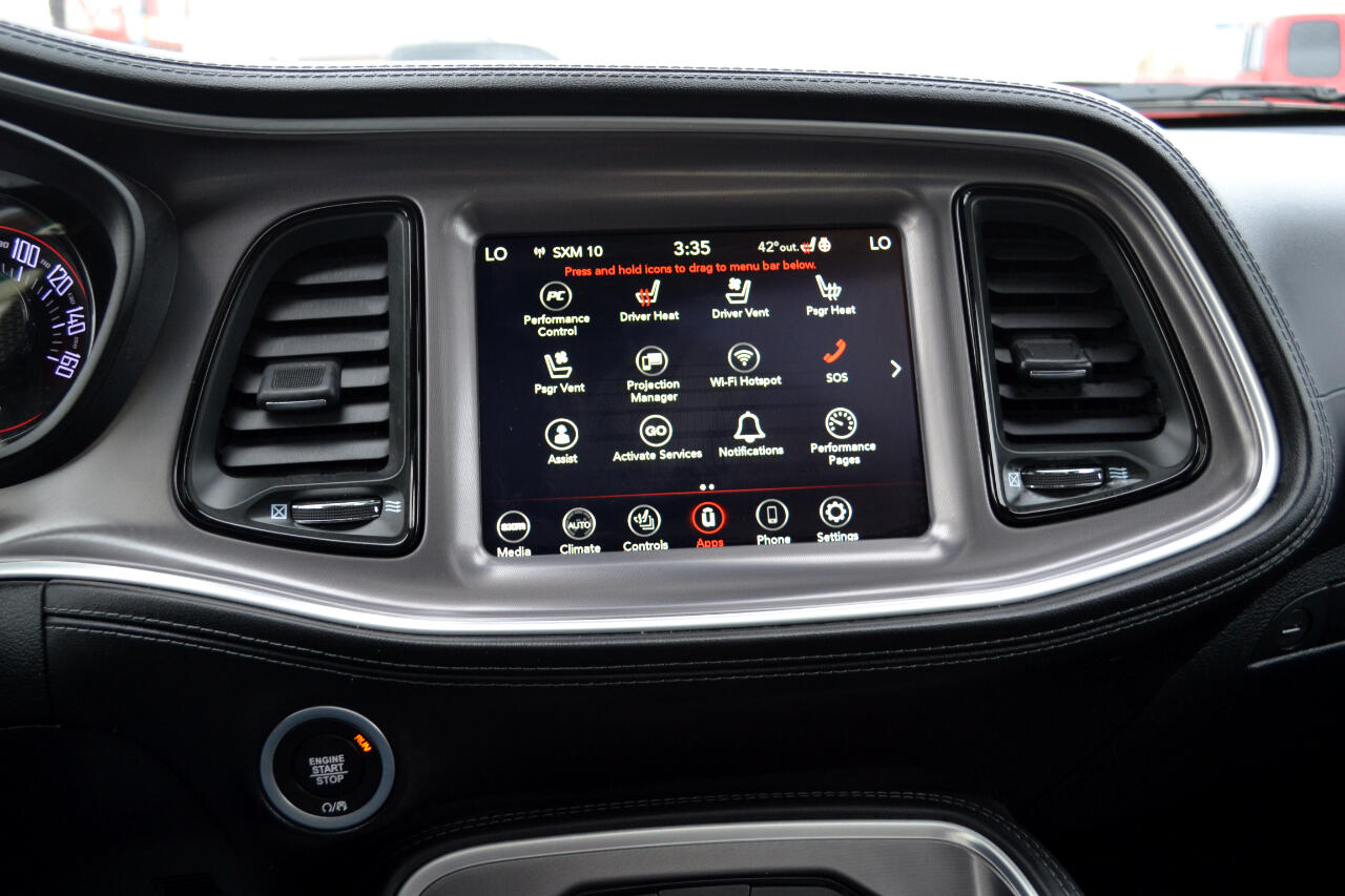 Dodge Challenger GT AWD 2021