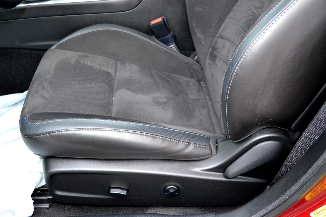 Dodge Challenger GT AWD 2021