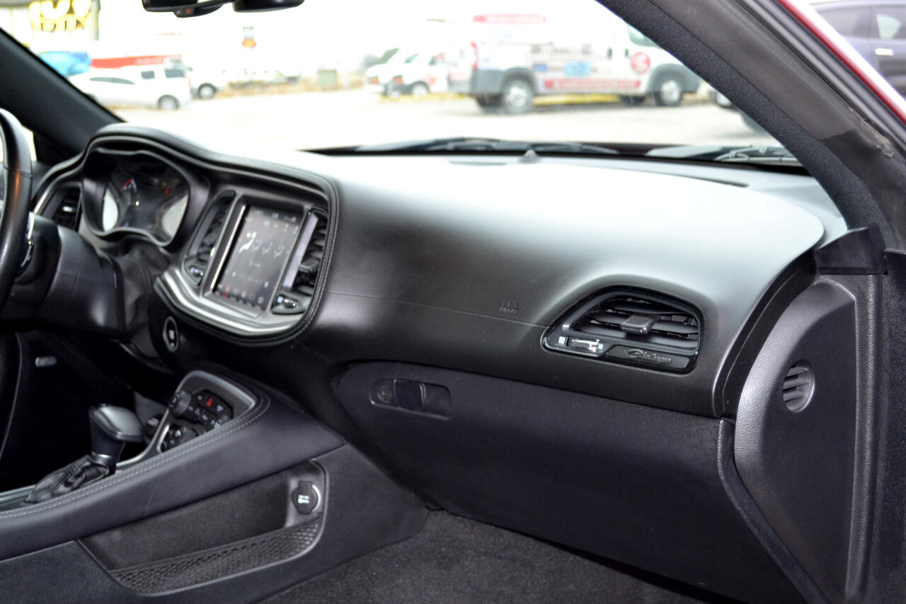 Dodge Challenger GT AWD 2021