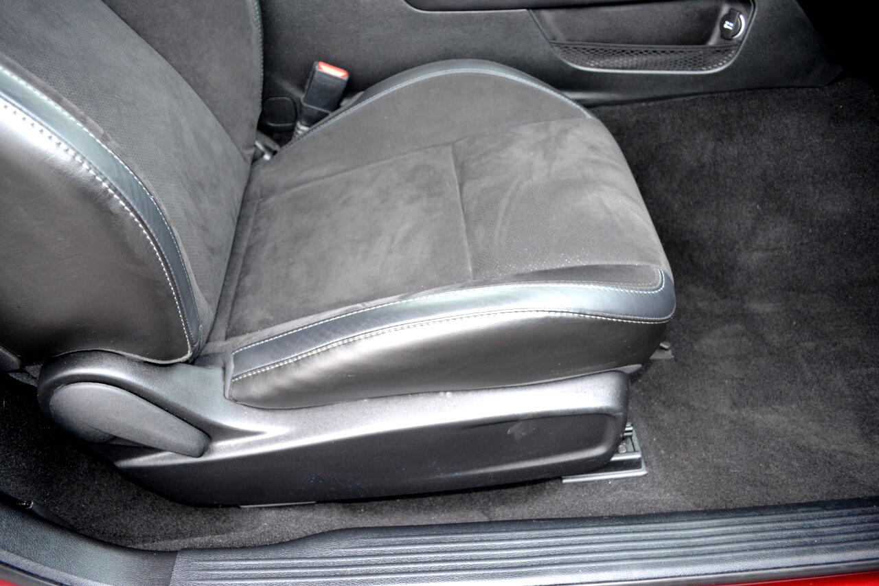 Dodge Challenger GT AWD 2021