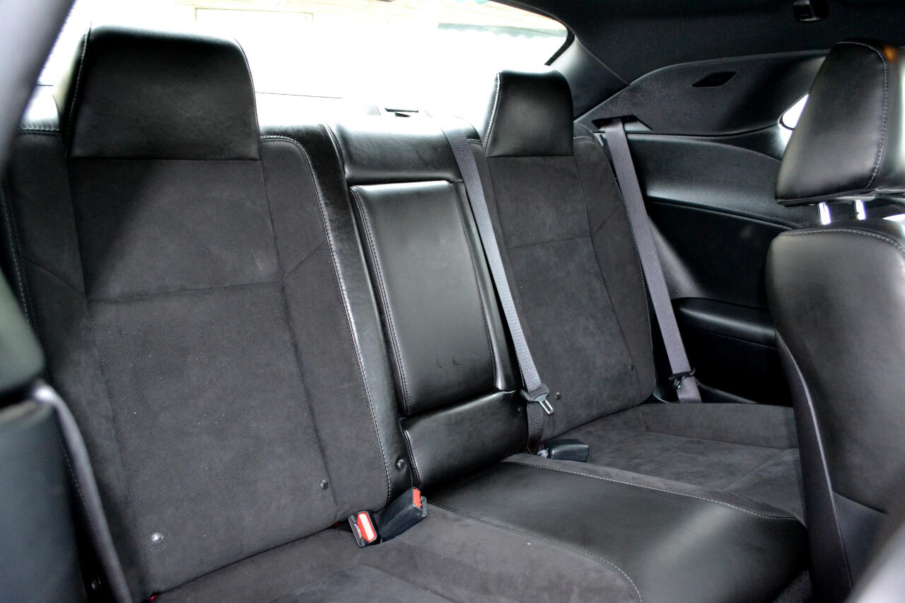 Dodge Challenger GT AWD 2021