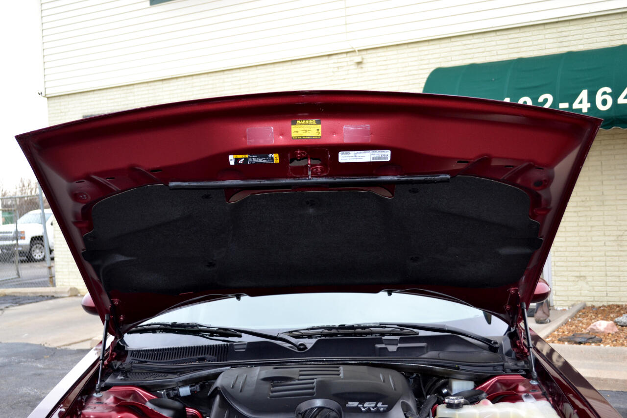 Dodge Challenger GT AWD 2021