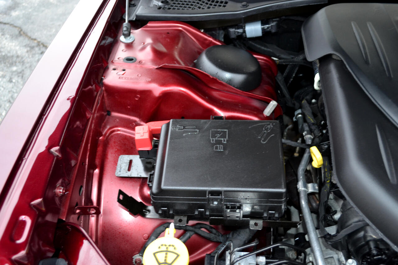 Dodge Challenger GT AWD 2021