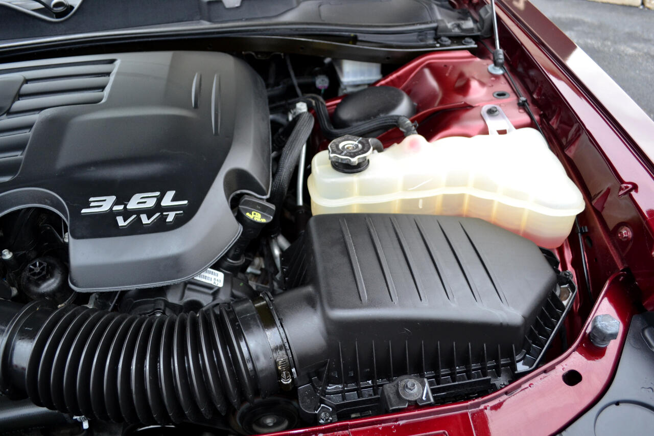 Dodge Challenger GT AWD 2021