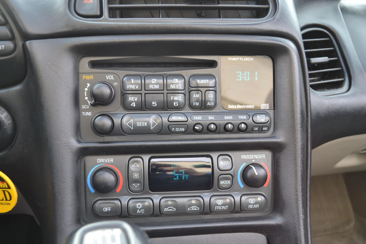 Chevrolet Corvette Convertible 2000