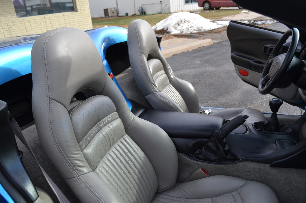 Chevrolet Corvette Convertible 2000