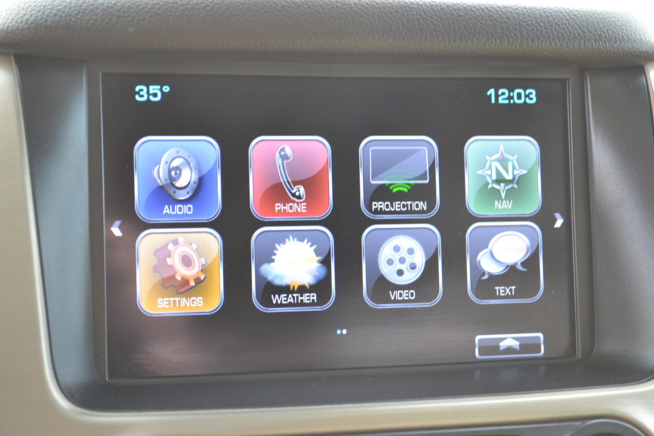 GMC Yukon XL Denali 4WD 2017