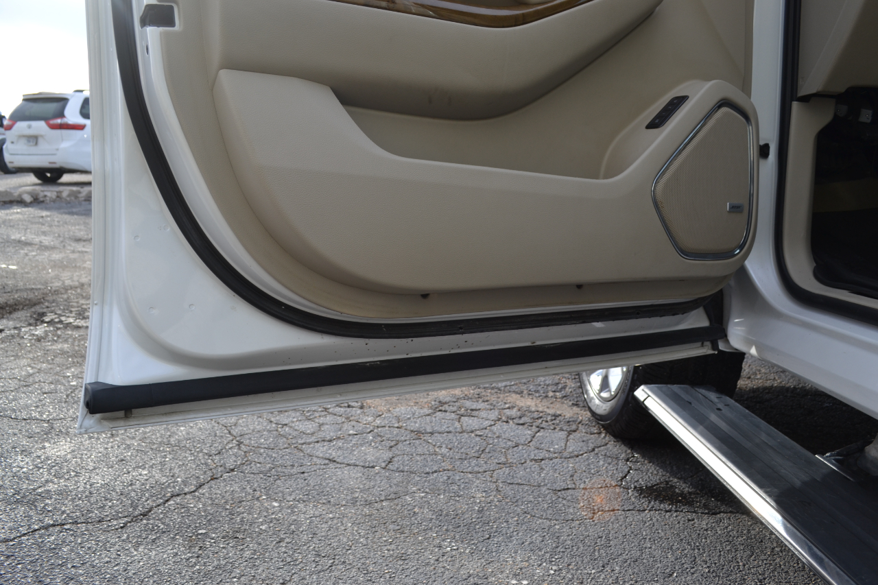 GMC Yukon XL Denali 4WD 2017