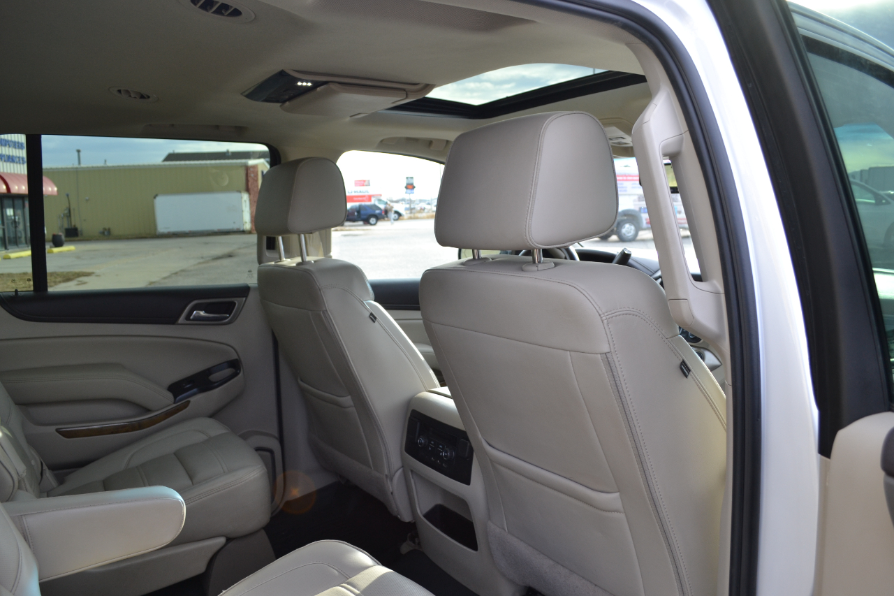 GMC Yukon XL Denali 4WD 2017