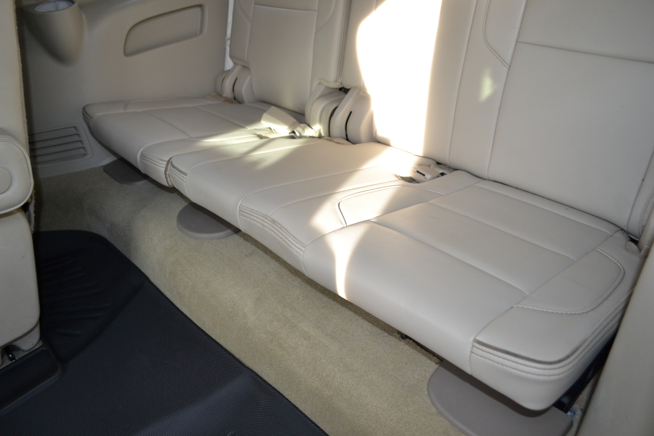 GMC Yukon XL Denali 4WD 2017