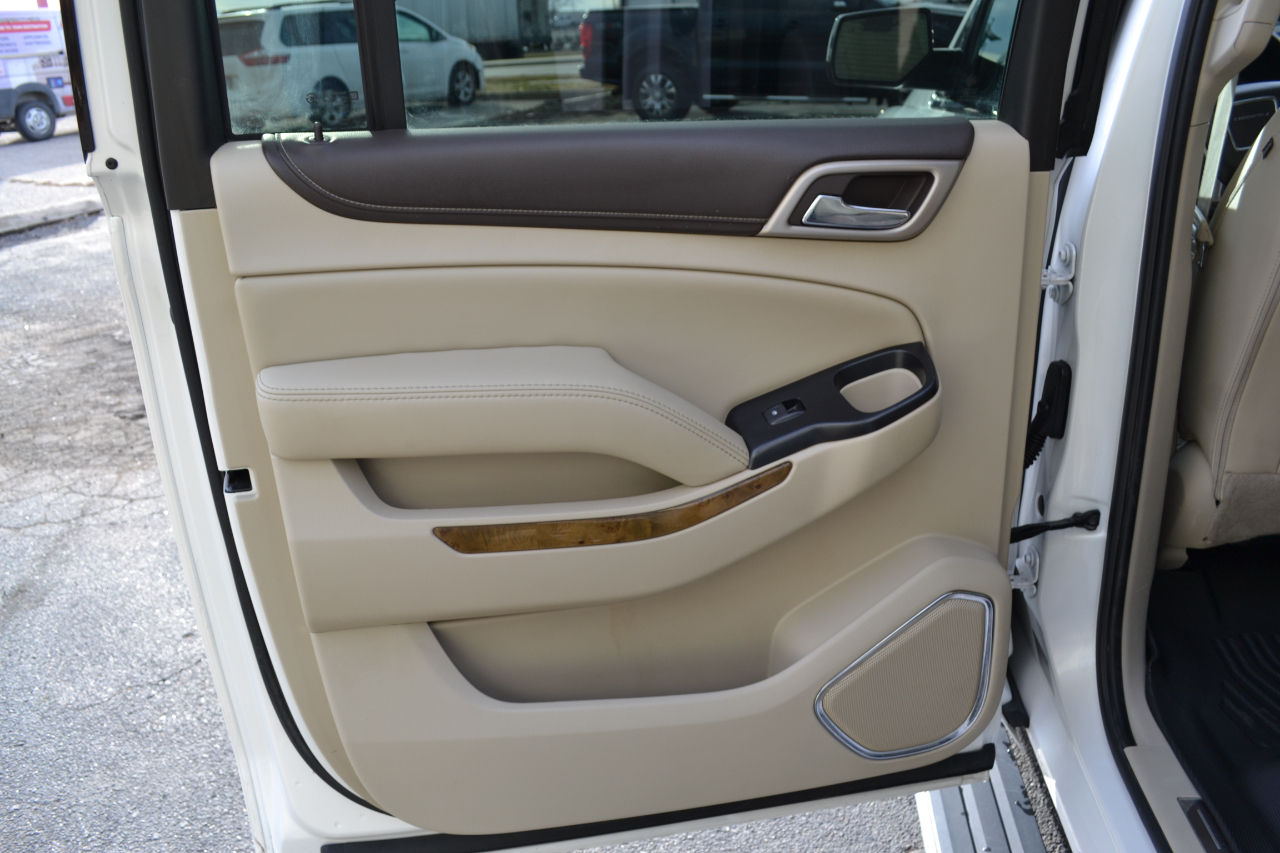 GMC Yukon XL Denali 4WD 2017