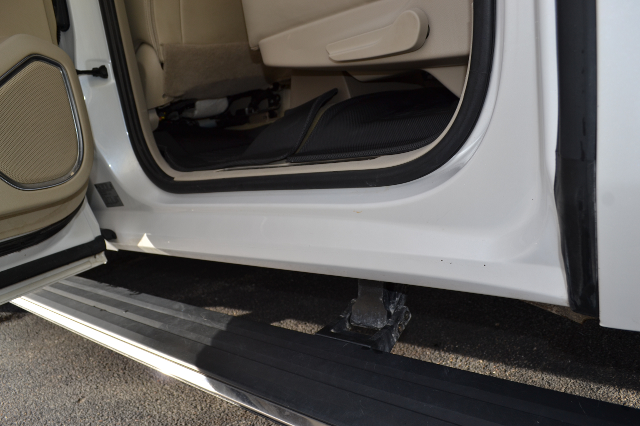 GMC Yukon XL Denali 4WD 2017