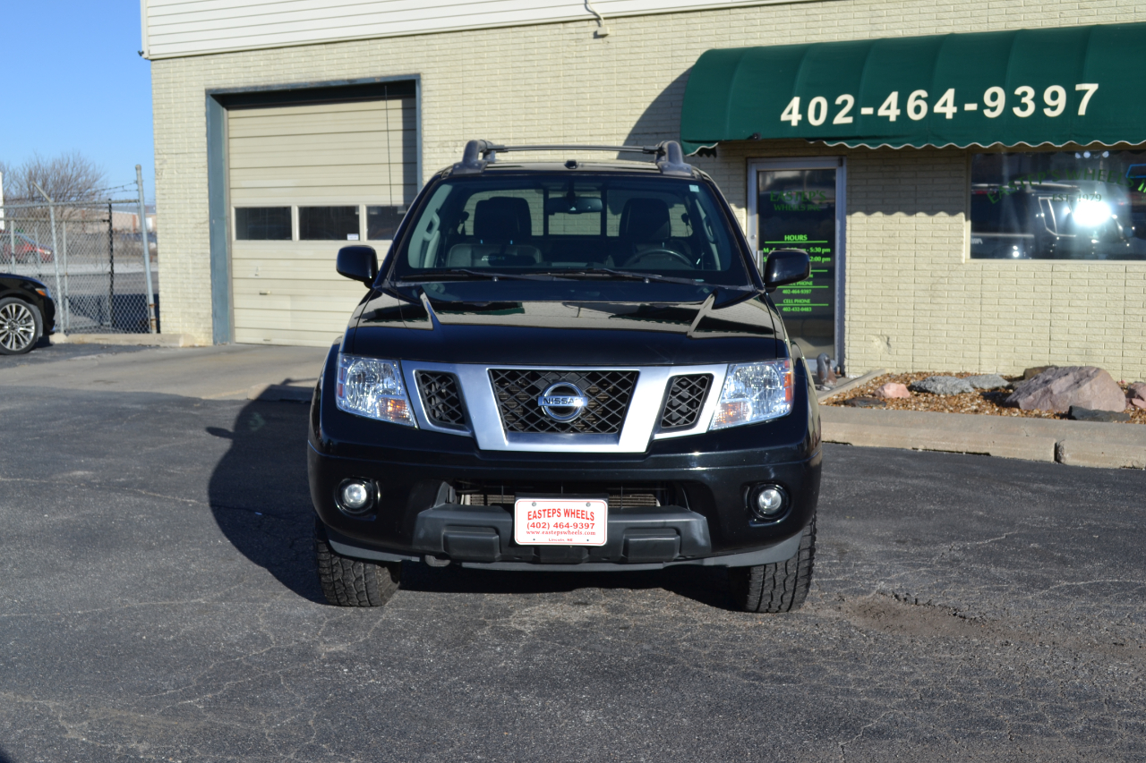 Nissan Frontier PRO-4X Crew Cab 5AT 4WD 2016