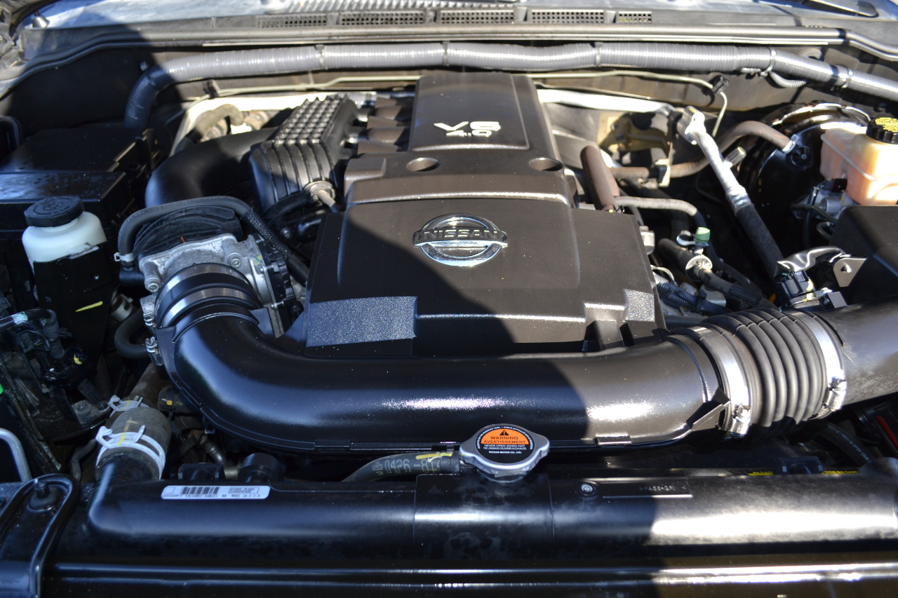 Nissan Frontier PRO-4X Crew Cab 5AT 4WD 2016