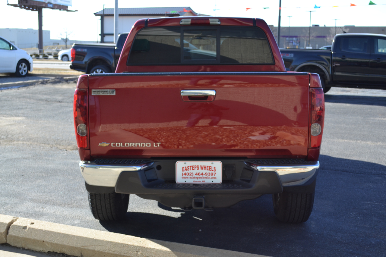 Chevrolet Colorado 2LT Crew Cab 4WD 2011