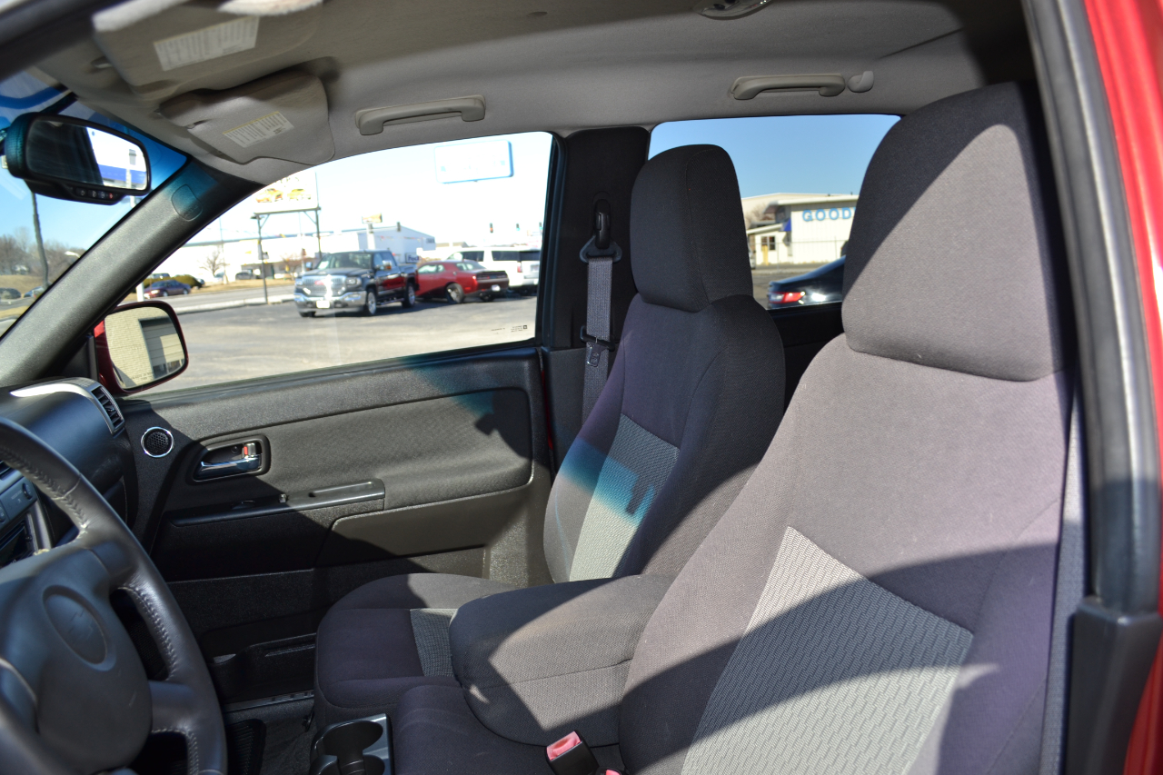 Chevrolet Colorado 2LT Crew Cab 4WD 2011