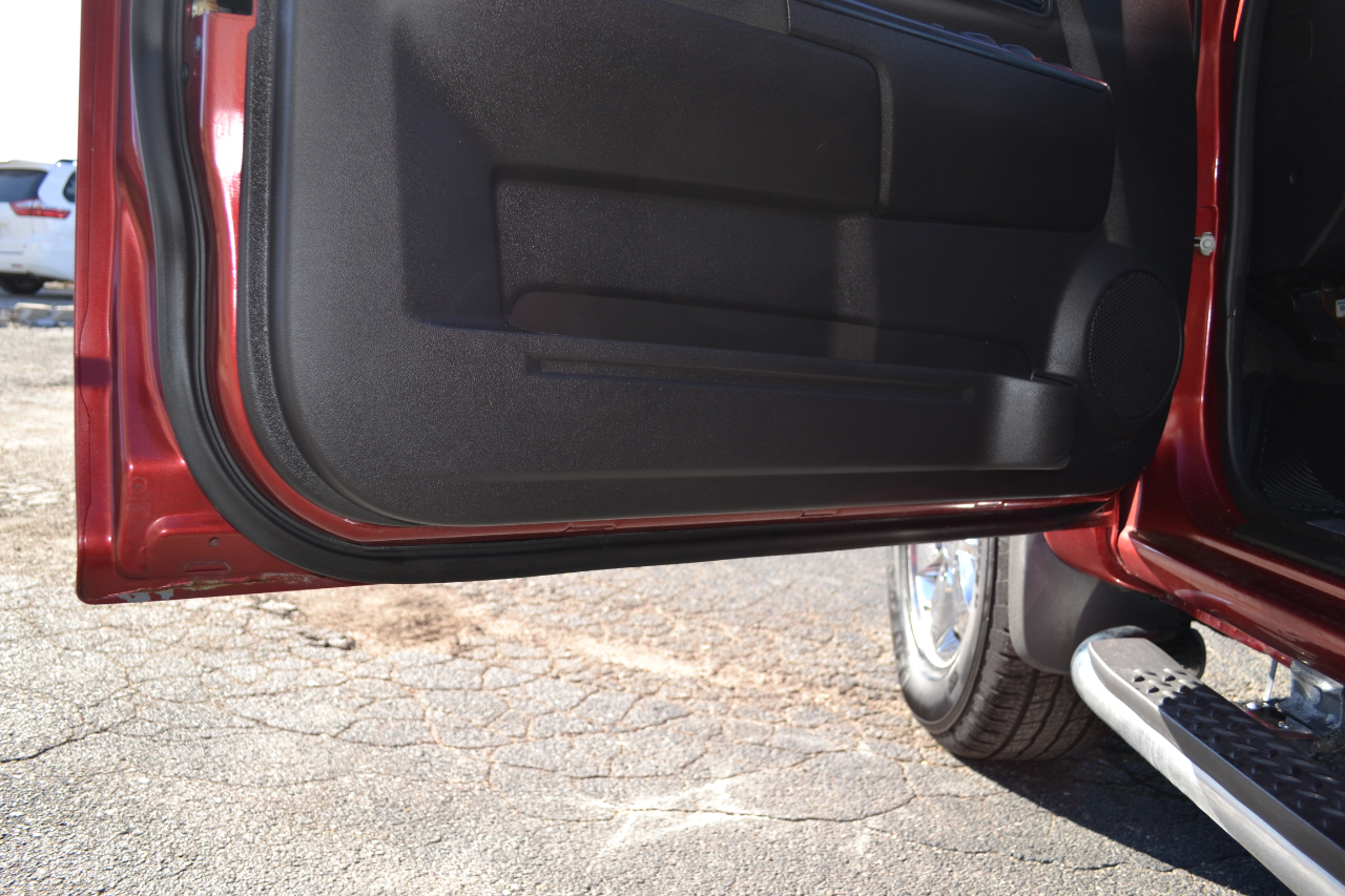 Chevrolet Colorado 2LT Crew Cab 4WD 2011